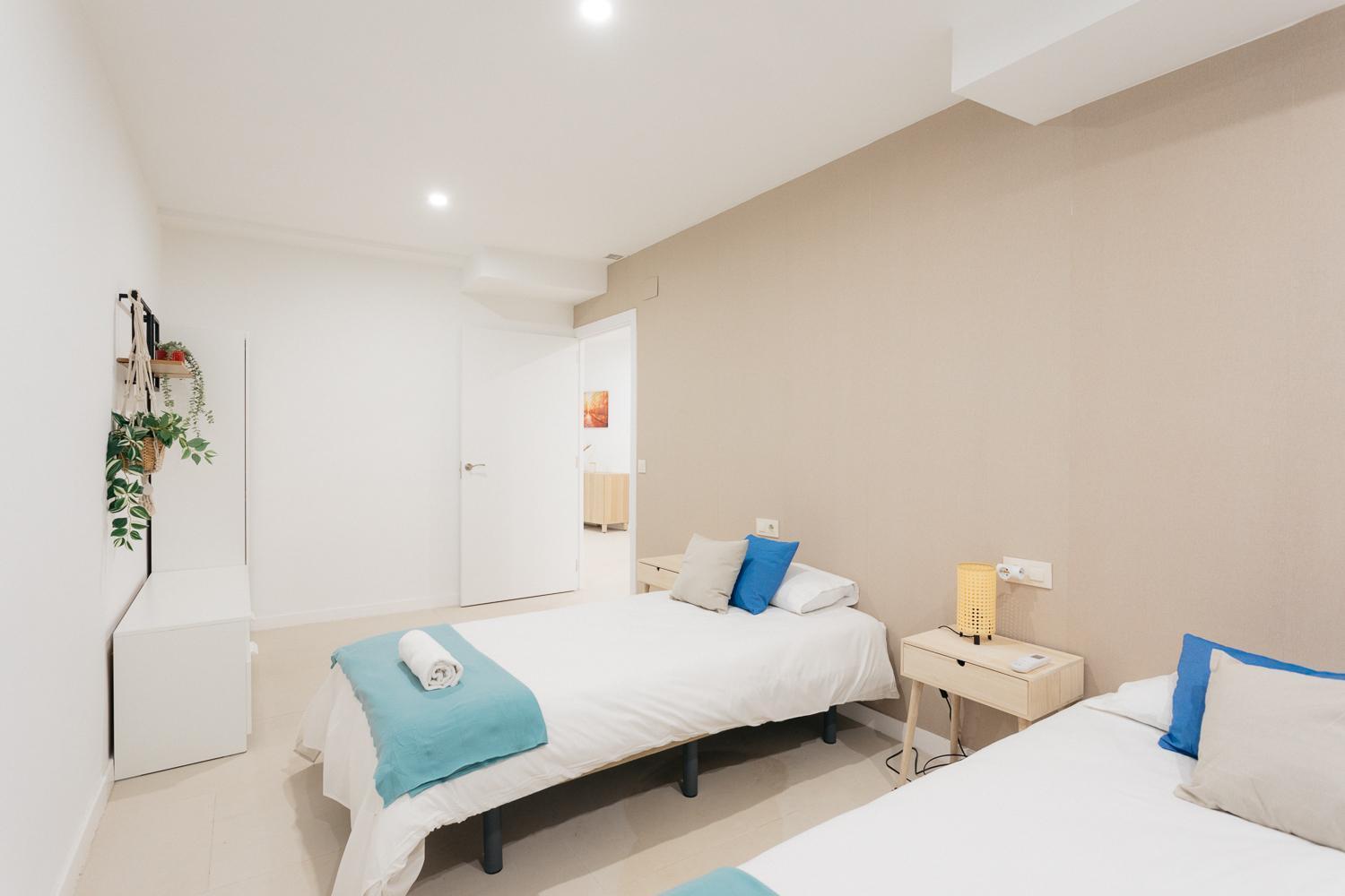 Amplio Apartamento Cerca Centro Historico Y Turia 5Pax 2 Bath فالنسيا المظهر الخارجي الصورة